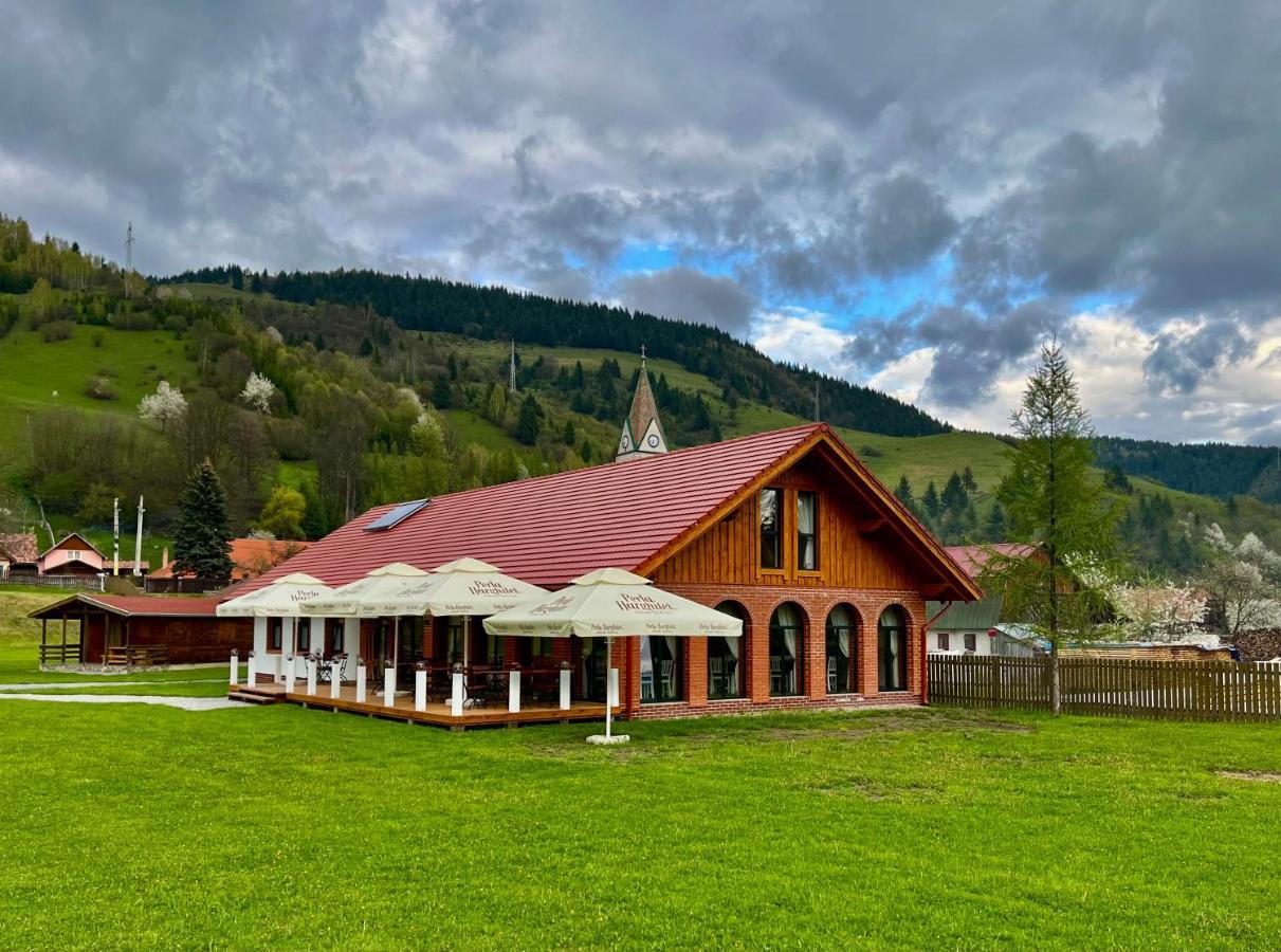Biotour Camping & Restaurant Ghimeş-Făget Εξωτερικό φωτογραφία