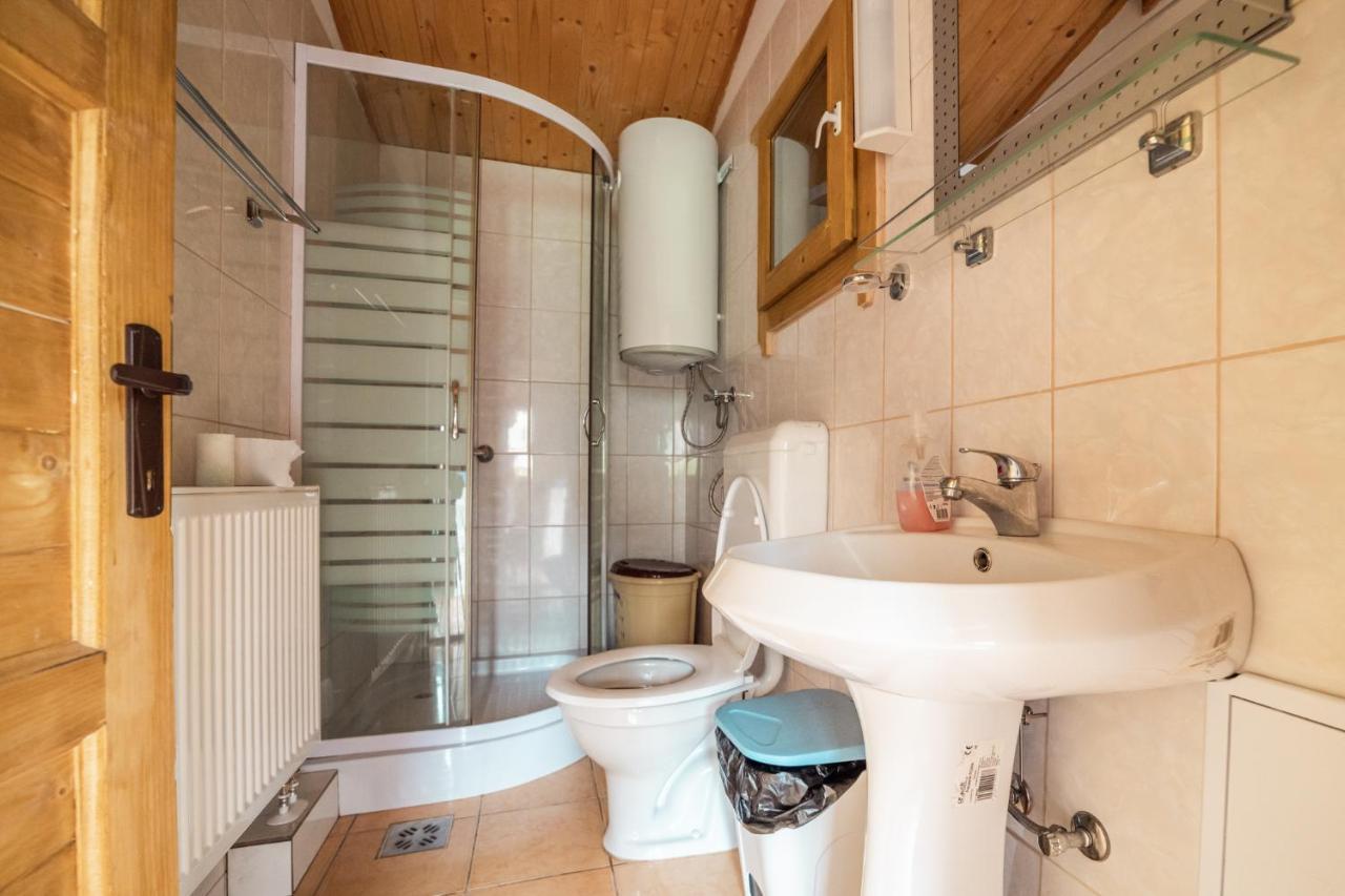 Biotour Camping & Restaurant Ghimeş-Făget Εξωτερικό φωτογραφία