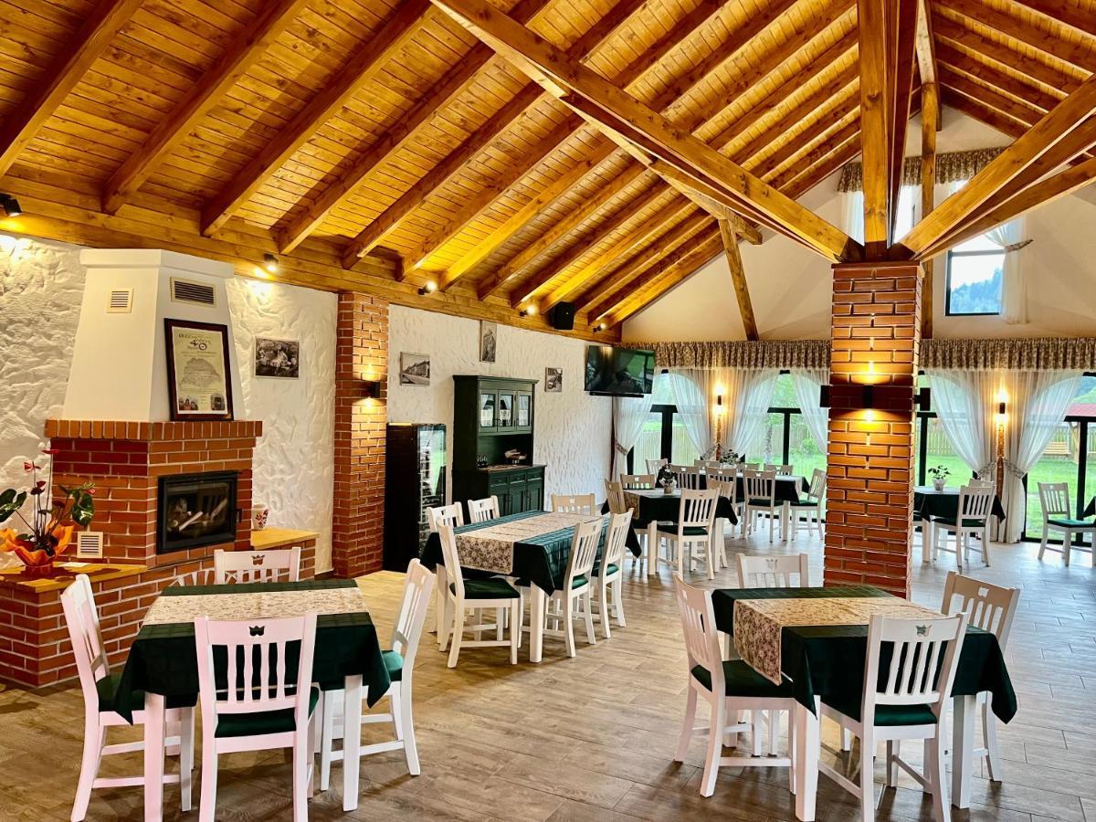 Biotour Camping & Restaurant Ghimeş-Făget Εξωτερικό φωτογραφία