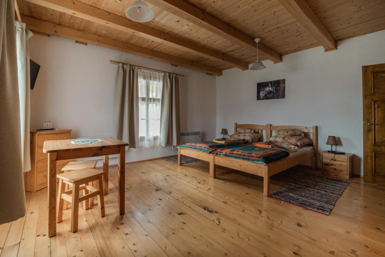 Biotour Camping & Restaurant Ghimeş-Făget Εξωτερικό φωτογραφία