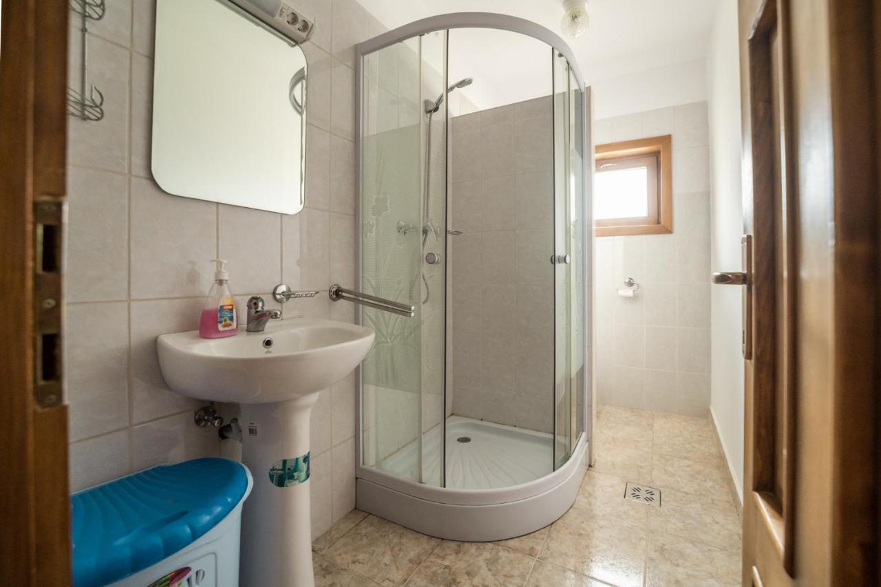 Biotour Camping & Restaurant Ghimeş-Făget Εξωτερικό φωτογραφία