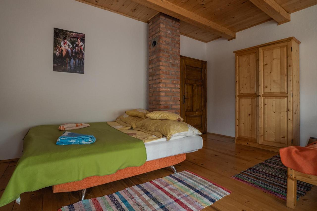 Biotour Camping & Restaurant Ghimeş-Făget Εξωτερικό φωτογραφία