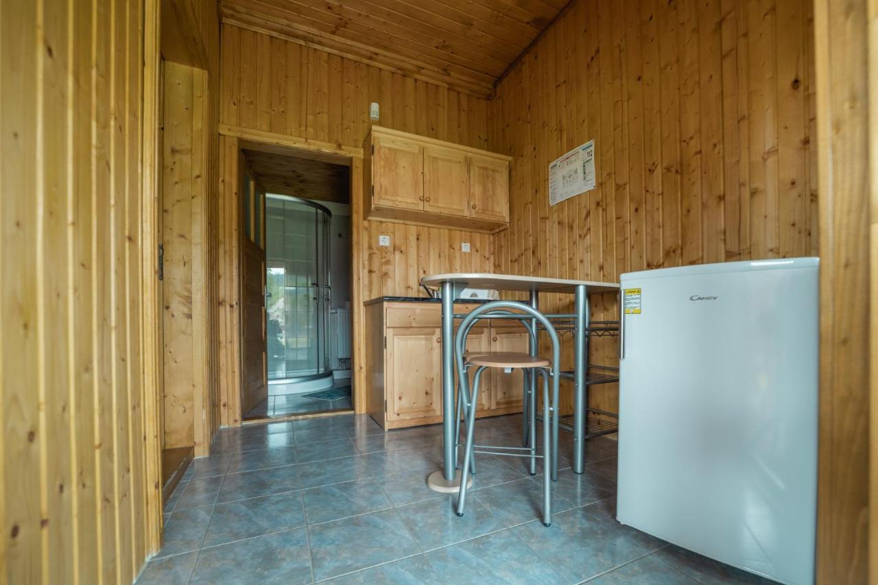 Biotour Camping & Restaurant Ghimeş-Făget Εξωτερικό φωτογραφία