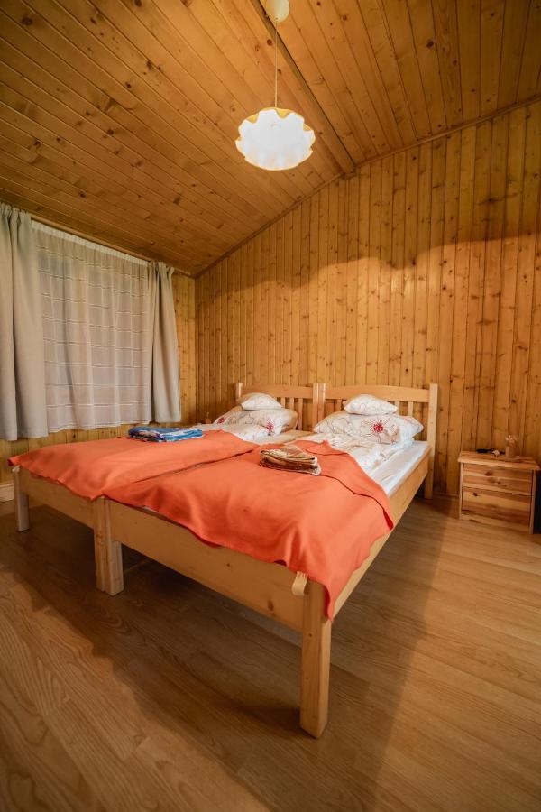 Biotour Camping & Restaurant Ghimeş-Făget Εξωτερικό φωτογραφία